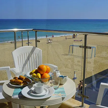 דירה Seafront In