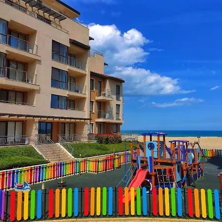 Seafront In * אובזור