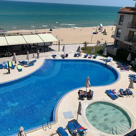 דירה Seafront In אובזור